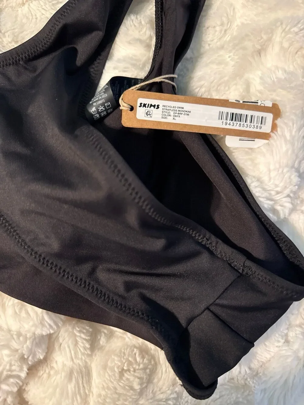 Skims swim strapless monokini
